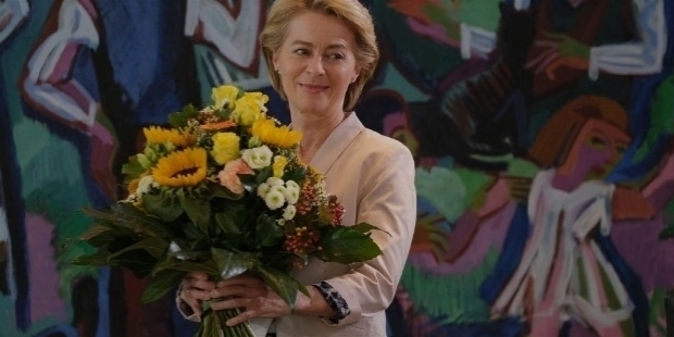  Ursula Gertrud von der Leyen   