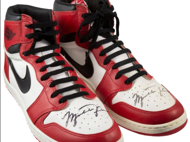 air jordan 1, game worn and signed twice