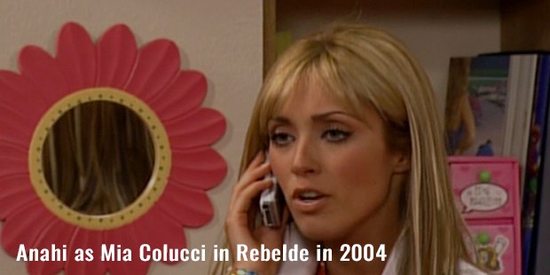 anahi as mia colucci in rebelde in 2004