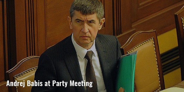 andrej babis at party meeting