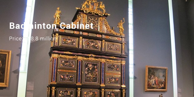 badminton cabinet