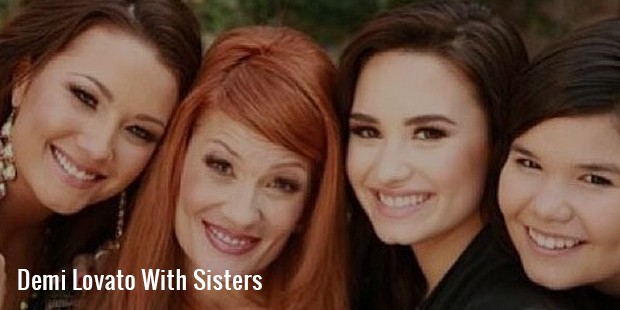 demi lovato with sisters