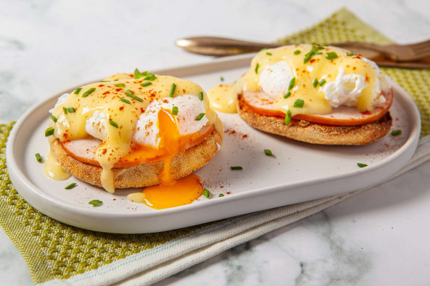 eggs benedict