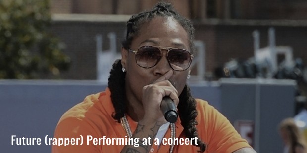 future  rapper  performing at a concert