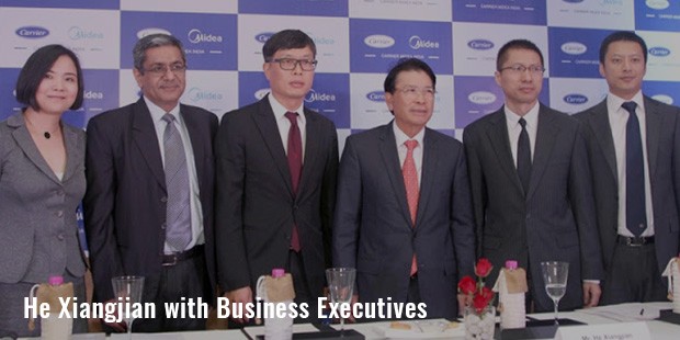 he xiangjian with business executives