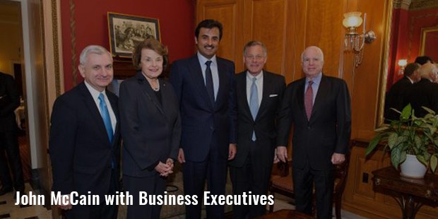 john mccain with business executives