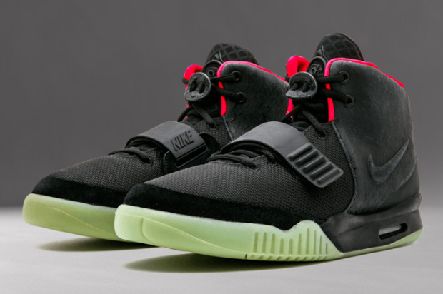 nike air yeezy 2 ‘solar red’