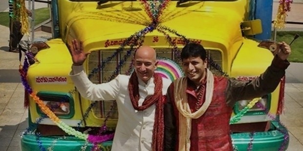 amazon founder and ceo jeff bezos with amit agarwal, 