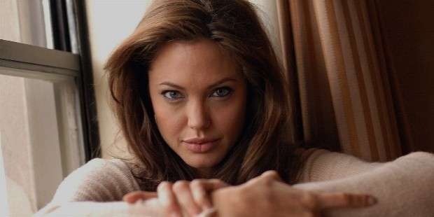 angelina jolie ei