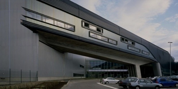 bmw central building