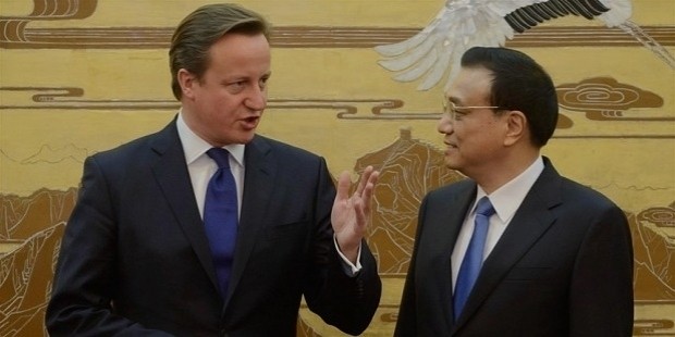 david cameron, left, with chinese premier li keqiang in beijing