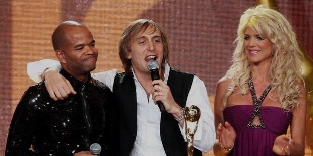 david guetta, chris willis, and victoria silvestedt at the world music awards