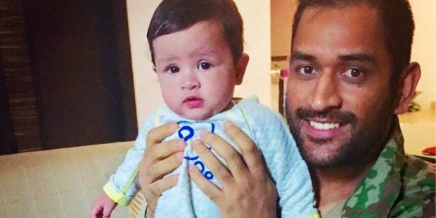 dhoni with zavi