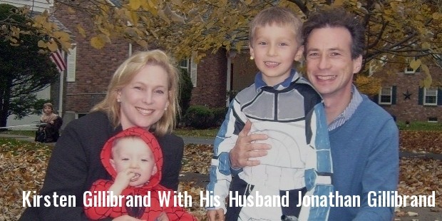 gillibrand with her husband and sons on halloween, 2009