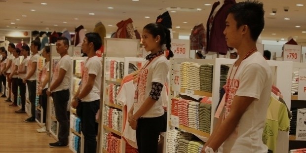 inside uniqlo store