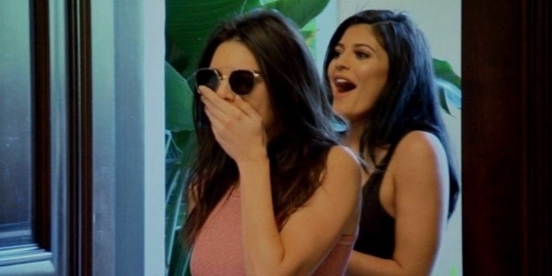 kendall and kylie are surprised by the graduation