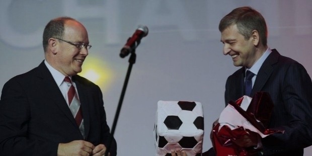 le prince albert de monaco et dmitri rybolovlev president de l as monaco