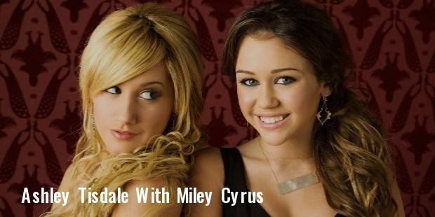 nini ashley tisdale and miley cyrus 6690700 1600 1200