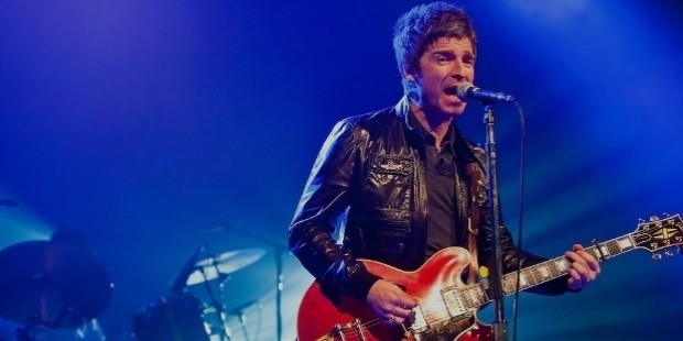 noel gallagher warner thetaer 22