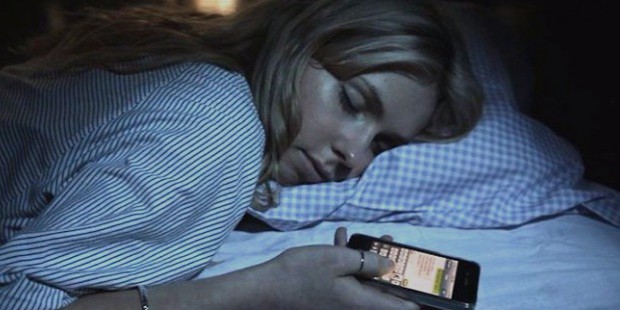 sleep disturbance social media2