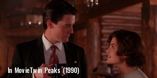 still of sherilyn fenn and kyle maclachlan in twin peaks  1990 