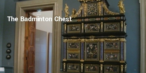 the badminton chest