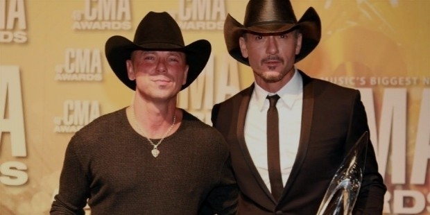 tim mc graw at cma awards