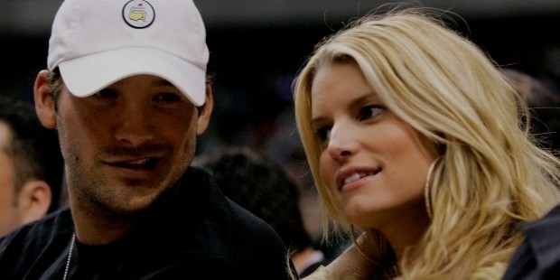 Tony Romo - Age, Bio, Birthday, Family, Net Worth