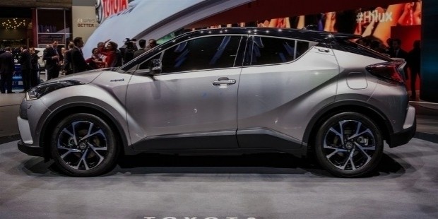 toyota chr suv