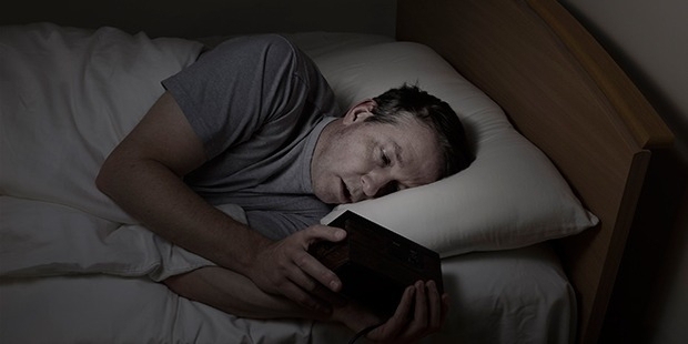 8 Science-Backed Ways to Fall Asleep Faster