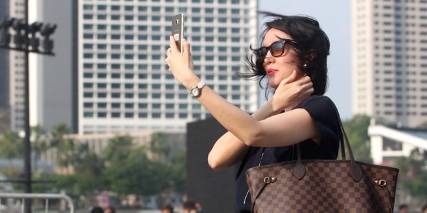 7 Signs that Indicate You are Self-Absorbed