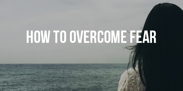 How To Overcome Fear While Giving A Presentation ?