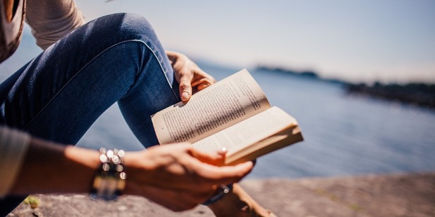 13 Must-Read Books for Singles