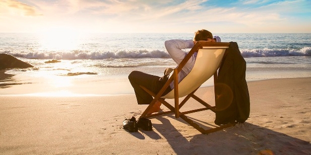 Five Reasons Why Using Your Vacation Days Improves Your Work Performance
