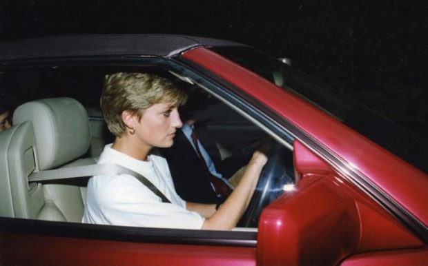 Princess Diana driving her Mercedes SL 500