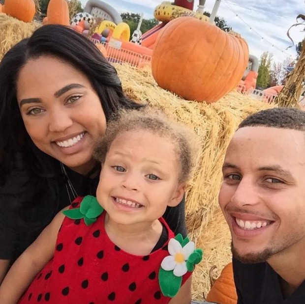 Stephen Curry and family