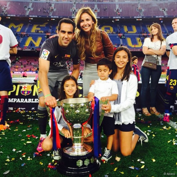 Claudio Bravo with his family