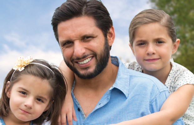 Afridi with His Kids