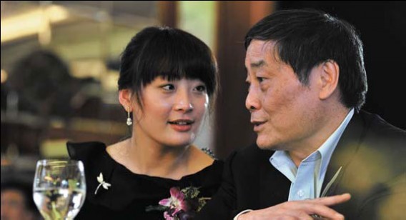Zong Qinghou and his daughter Zong Fuli
