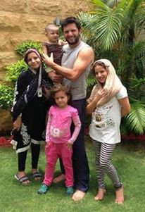 Shahid Afridi Family