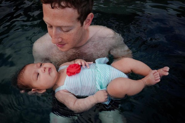 Mark Zuckerberg Swimming with His Cute Daughter Max