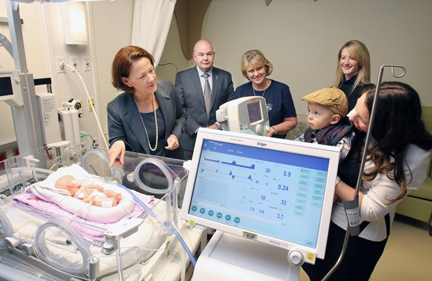 N. Murray Edwards wife Heather Edwards at Children's Hospital Calgary Alberta