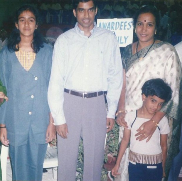 Gopichand with little Sindhu and Sindhu's family