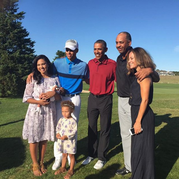 Stephen Curry and his family with Barcak Obama