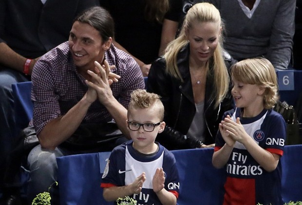 Ibra with his girlfriend and sons