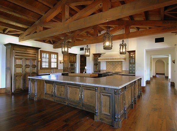 Kitchen in Phil Mickelson's House