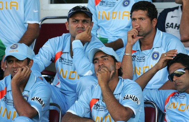 Dravid with Teammates during 2007 Worldcup