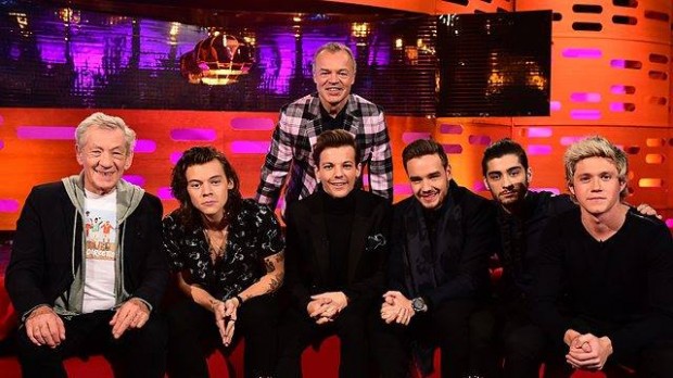 Ian with  Harry Styles, Graham Norton, Louis Tomlinson, One Direction and Liam Payne