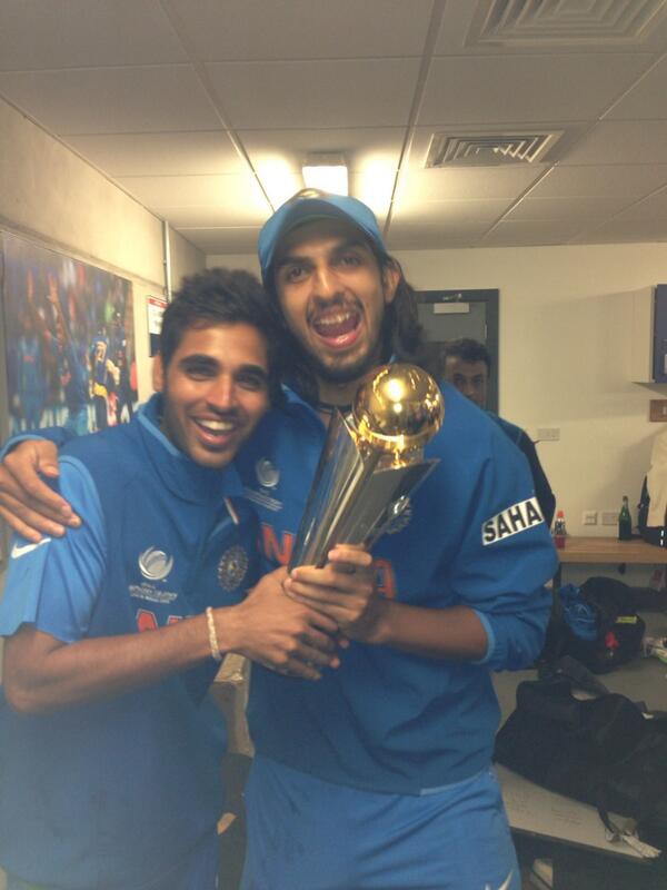 Bhuvi and Ishy with Champions trophy