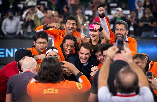 Federer with Fans